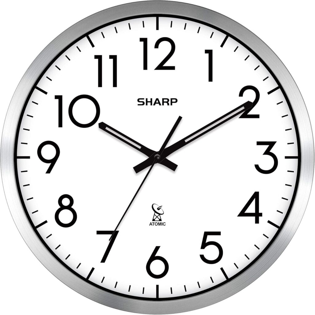 analog wall clock